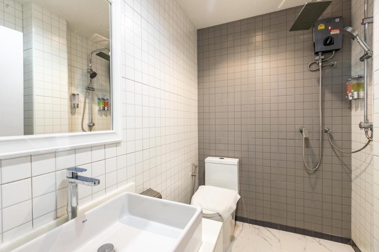 Baan Kun Mhor Hostel บ้านคุณหมอโฮสเทล กรุงเทพมหานคร ภายนอก รูปภาพ