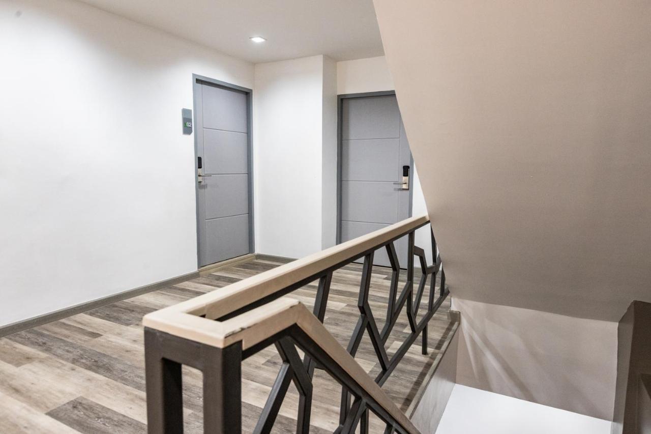 Baan Kun Mhor Hostel บ้านคุณหมอโฮสเทล กรุงเทพมหานคร ภายนอก รูปภาพ