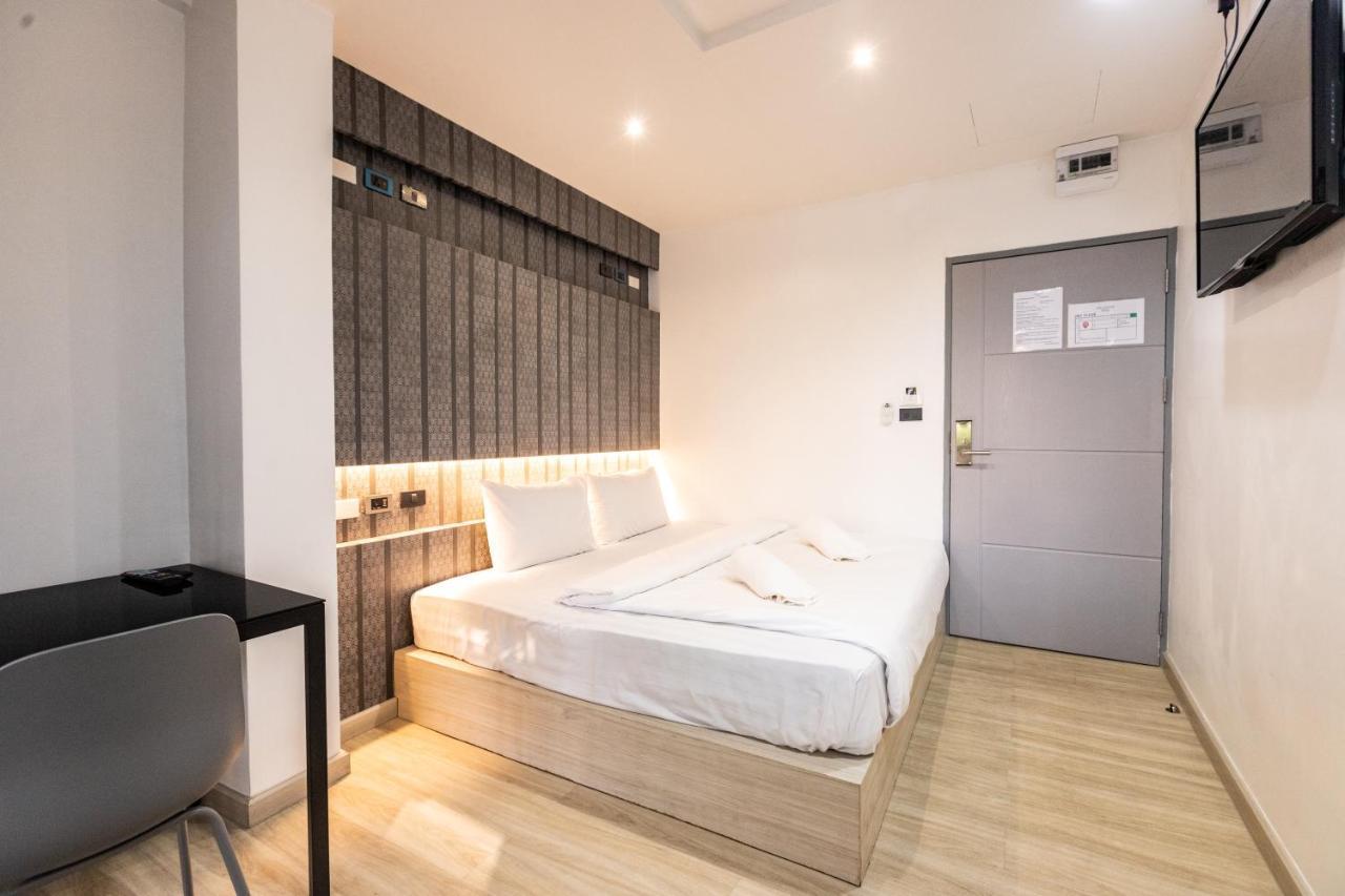 Baan Kun Mhor Hostel บ้านคุณหมอโฮสเทล กรุงเทพมหานคร ภายนอก รูปภาพ