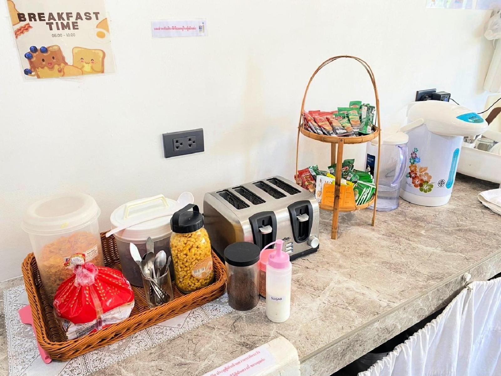 Baan Kun Mhor Hostel บ้านคุณหมอโฮสเทล กรุงเทพมหานคร ภายนอก รูปภาพ
